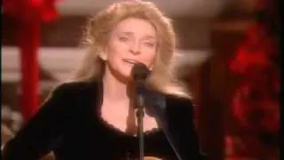 JUDY COLLINS - "Silver Bells" Christmas Carol 1996