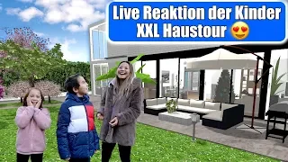 Live Reaktion der Kinder auf NEUES HAUS 😍 Haus Tour! Strahlende Augen beim Pool | Mamiseelen