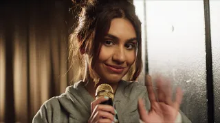 Alessia Cara Performs "Killer Queen" - The Queen Family Singalong