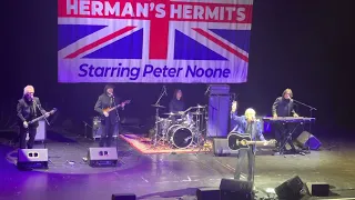 Hermans Hermits Peter Noone - "No Milk Today" Live 2023