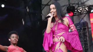 Marina Sena canta Me Toca Ao Vivo no Eletriza