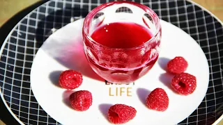 Raspberry liqueur from fresh raspberries / My best recipe for raspberry liqueur