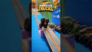 Hot wheels monster truck crash mega wrex vs piran-ahhh #monstertruck #monsterjam #shorts #shortviral