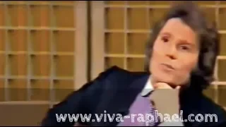 Natalia Figueroa y Raphael en "Esta noche" con Carmen Maura (El fragmento). 1981 viva-raphael.com