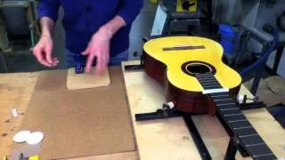 Heeres Spanish Guitar Making Course (19): The golpeador