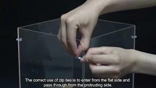 How to assemble acrylic display box？