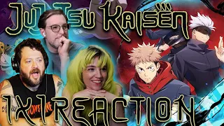 EXTRA EYES on HIS FACE?! // Jujutsu Kaisèn S1E1 REACTION!