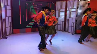 Bailando Tarija en "Aqui en vivo" - Ballet Folklórico Nueva Esperanza