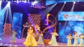 Watch Mahira Khan Dance at Lux Style Awards