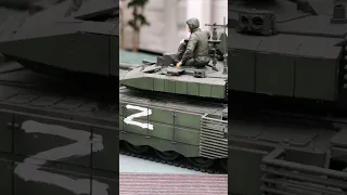 T90 russian tank and troops in Ukraine - 1/35 scale