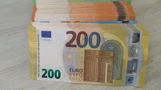 COUNTING STACK OF 200 EURO !!!