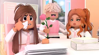 My Daughter And Her BOYFRIEND BREAK UP! *CHEATED ON HER? EMOTIONAL* VOICES! Roblox Bloxburg Roleplay