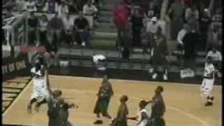 AND 1 - Most Amazing Dunk ever (self alley-oop)