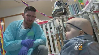 2-Year-Old Cancer Patient Meets Living Organ Donor Who Saved Her Life