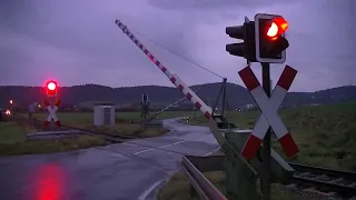 Spoorwegovergang Wetter (D) // Railroad crossing // Bahnübergang