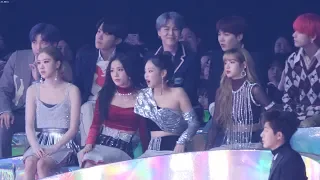 181201 블랙핑크 (BLACKPINK),제니깜놀,방탄소년단(BTS) 여자친구(GFRIEND) 밤 Reaction  [4K]  직캠 by Mera