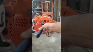 How to adjust the idle on a chainsaw #chainsaw stop Chain on the chainsaw go burrrrrr