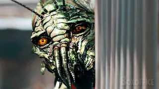 Alien abused by Humans | District 9 | CLIP