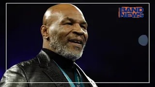 Mike Tyson se irrita e agride passageiro em avião