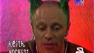 Фрагмент, внедрённый каналом MTV в телеверсию Electronic Punks (1999)