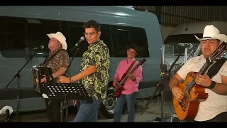 Que lástima - Elías Medina ft Akilatados