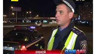 У Києві затримали п'яного чоловіка з урядовим посвідченням