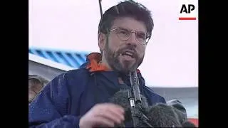 NORTHERN IRELAND: BELFAST: GERRY ADAMS ADDRESSES PEACE RALLY