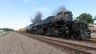 Union Pacific - Big Boy No. 4014 Arriving