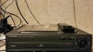 Pioneer cld-v5000 demo , no rights to movie played in demo video.