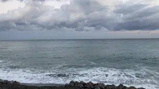 波の音　日本海