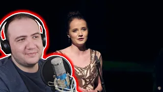 Amira Willighagen Reaction - I'll walk with God - TEACHER PAUL REACTS