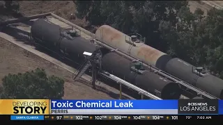 Chemical leak from rail car in Perris closes 215 Freeway, forces evacuations