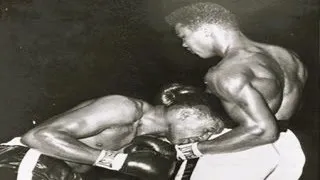 Muhammad Ali vs Alonzo Johnson // Highlights