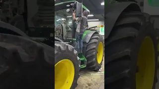 Замена масла в JohnDeer