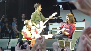 The epic show when Dave Grohl break his leg and Taylor Hawkins takes the mike