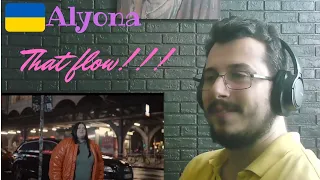 Italian guy Reacts to Alyona Alyona - Пушка