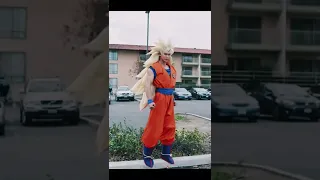 These cosplay 😍  goku edition ...!!