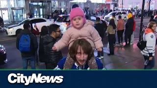 WATCH: Leafs fans take over Yonge Street to celebrate playoff series win