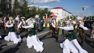 Делегация из Казахстана исполнила зажигательный танец на Всемирной фольклориаде CIOFF - 2021 в Уфе