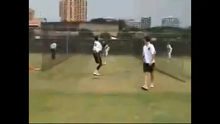 Jason Gillespie bowling in nets