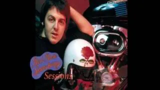 Paul McCartney & Wings - Get On The Right Thing