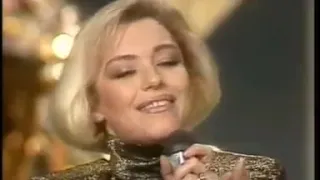 Ирина Понаровская   Рябиновые бусы Песня года 1989