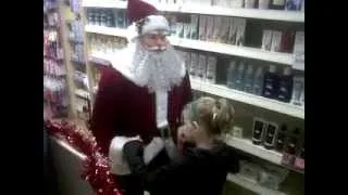 Singing Santa In Pharmacy