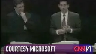 Bill Gates - Windows trava ao vivo ( blue screen of death ) - Video Historico