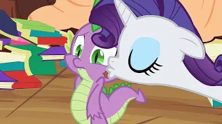 Rarity Kisses Spike On The Cheek - My Little Pony Friendship Is Magic