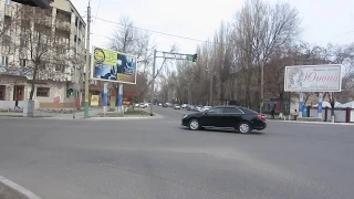 Тараз (Джамбул) Видео-панорама перекрестка Айтиева - Айтеке би (30 лет Победы)
