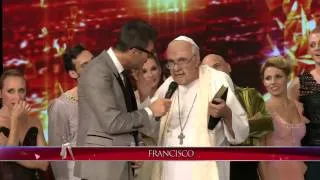 Showmatch 2014 - El Papa Francisco visitó a los bailarines en Showmatch