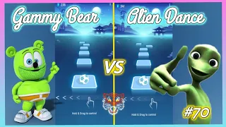 Tiles Hop - 🐻 The Gammy Bear vs   👽Alien Dance. V Gamer