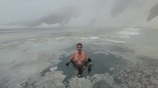 2350 m. YÜKSEKTE ULUDAĞ'DA BUZLU GÖLLERDE ŞOKLAMA !!. SHOCKING IN ICY LAKES IN ULUDAĞ!!.