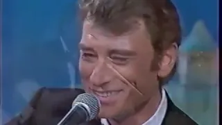 Johnny Hallyday Improvisation sur Loving You pour Fanny Ardant Antenne 2 22 03 1986